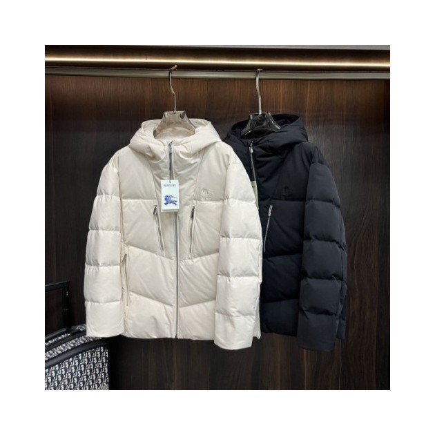 BURBERRY 버버리 시그니처 자수 지퍼 다운 패딩
