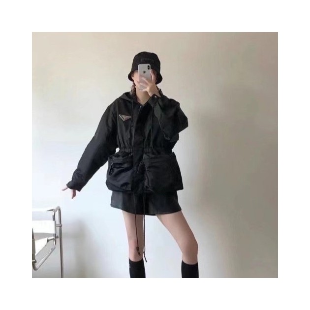 PRADA 프라다 빅포켓 바람막이