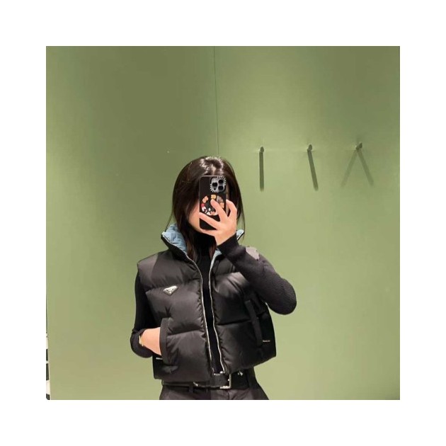 PRADA 프라다 베스트 패딩