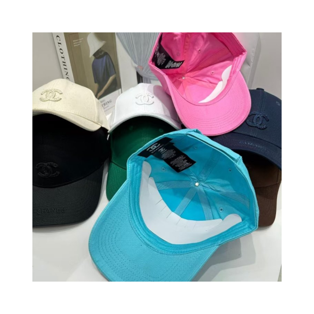 CHANEL 샤넬 자수 로고 볼캡